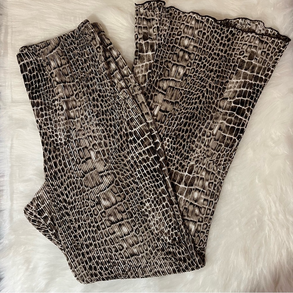 TOPSHOP Flared Leopard Print Pants | Size 8
